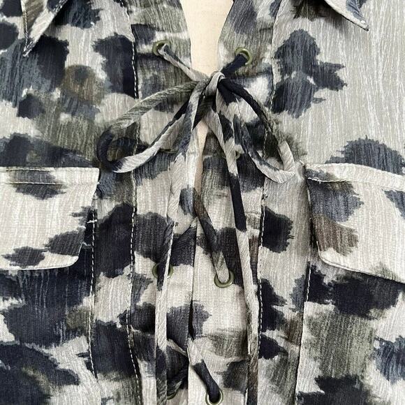 Paper Crane Anthropologie Tunic Dress Women’s Sz M Blouse Abstract Leopard Gray - Picture 5 of 13